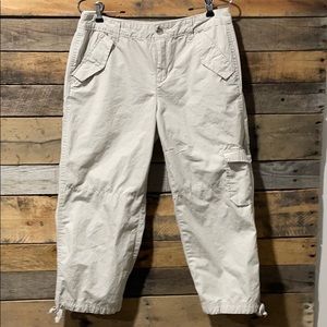 G.H.Bass capris - NWOT